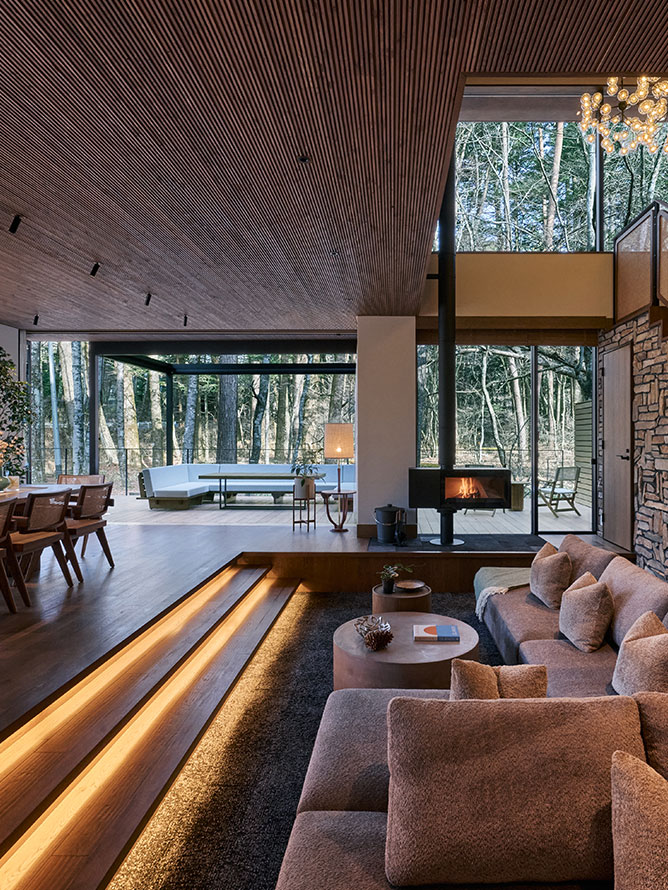 VEGA 専用面積320㎡ 川や水面に浮かぶ 光が美しい